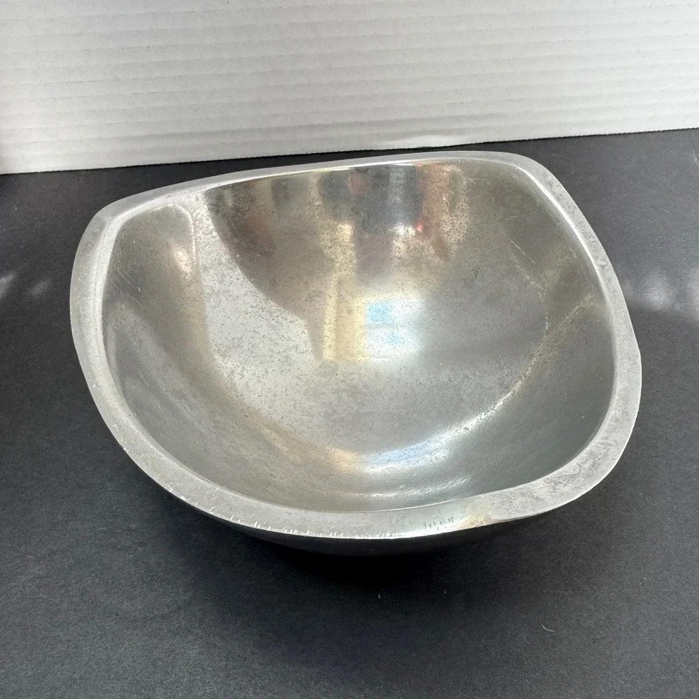 Nambe‎ 526 Tri-Corner Alloy Bowl Mid-Century Modern Silver Tone Serving Dish